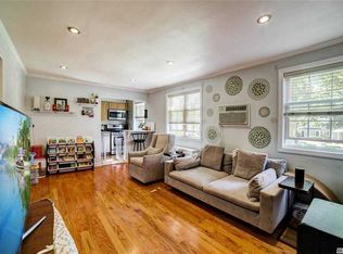 6711 223rd Pl #B, Oakland Gardens, NY 11364