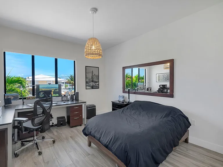 273 W Seaview Dr — Photo 32