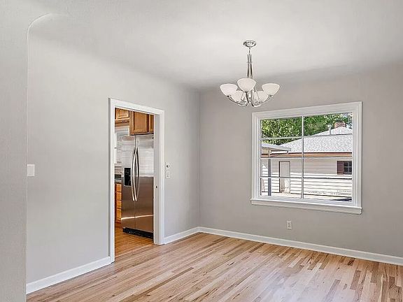 4th image of 1103 S Johnson St