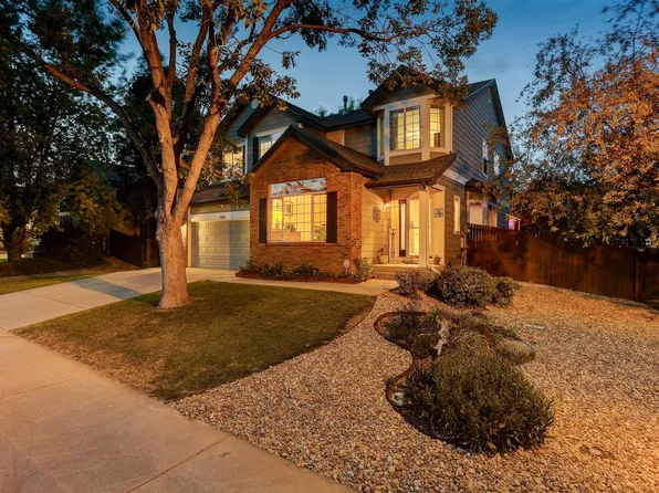 1516 Red Mountain Dr, Longmont, CO 80504
