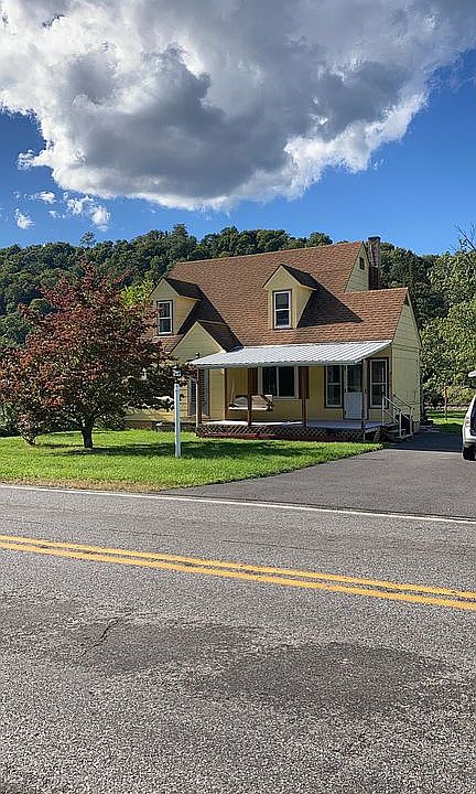 Front view from road 