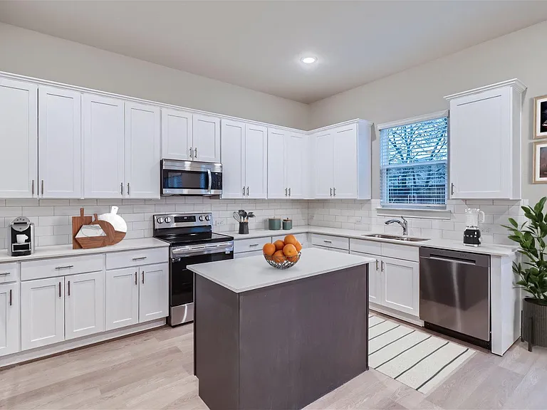 The Residences at Fresh Meadows — Photo 34