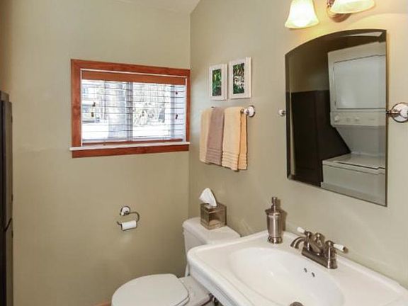 4th image of 19235 Larkspur Ave N