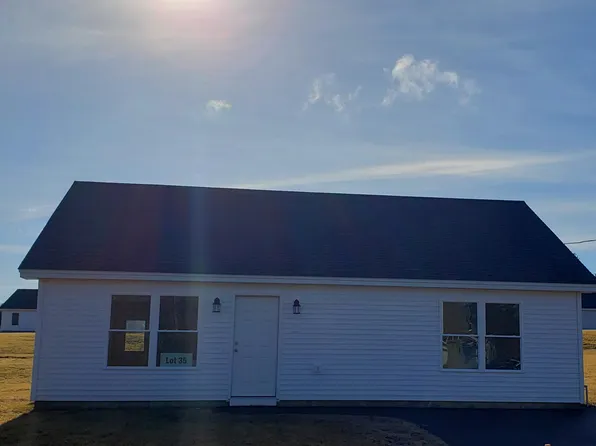 12 Adams Way #35, Hampden, ME 04444