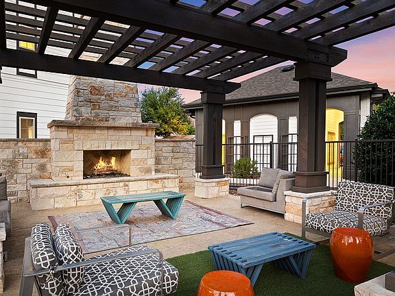 Fireside Lounge with Comfy Seating