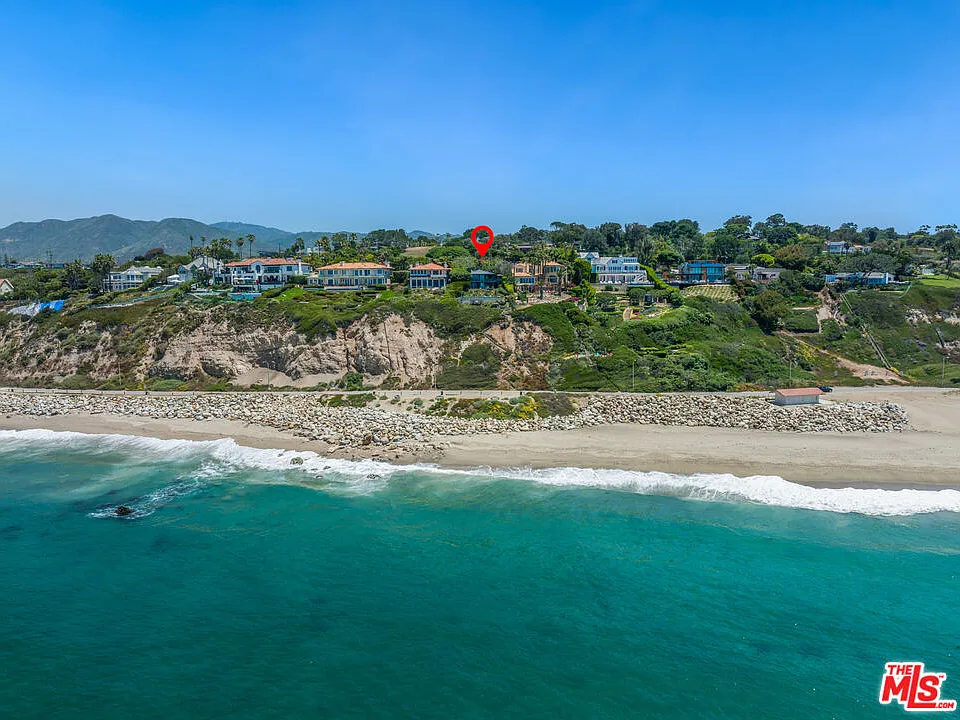 7089 Birdview Ave