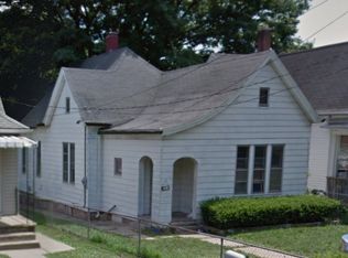 2216 NE Monroe St, Peoria, IL 61603