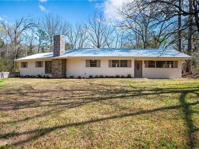 601 Pearce Rd, Pineville, LA, 71360