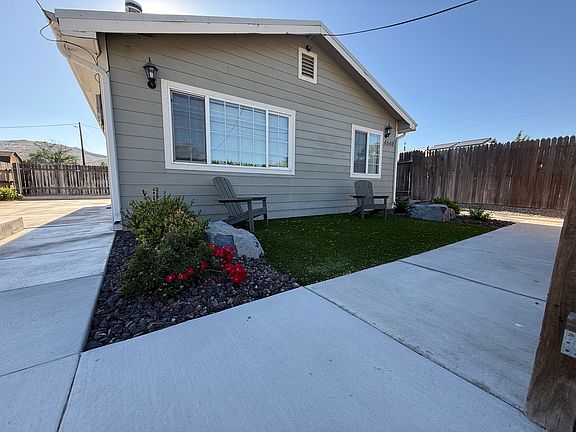 3rd image of 4640 Silver Sage Dr