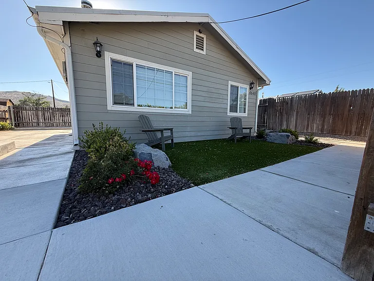 4640 Silver Sage Dr — Photo 3