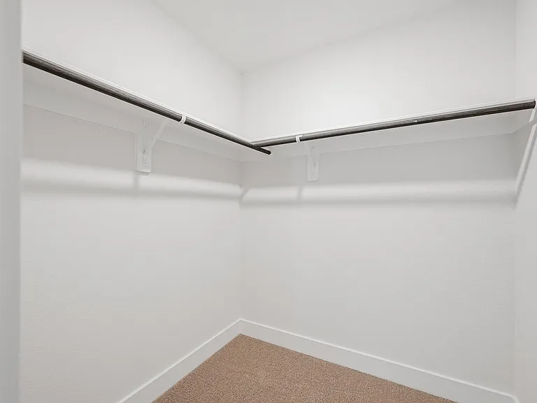 832 Sarasota Shore Dr — Photo 39