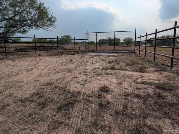 407 County Road 408, Falfurrias, TX 78355