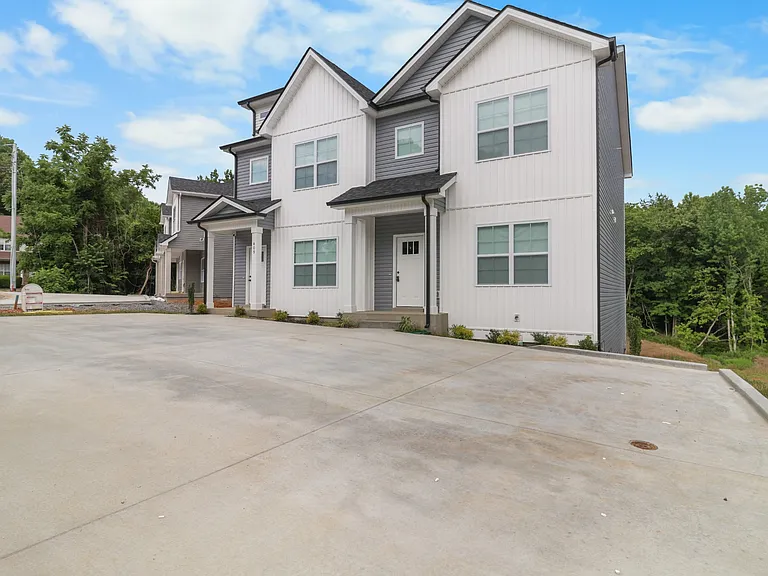 409 Cook Dr #B — Photo 5