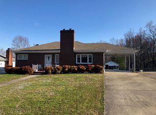 158 Pineview Dr, Danville, VA 24540