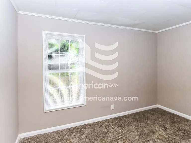1194186_010_wm_-_bedroom_12987899.jpg
