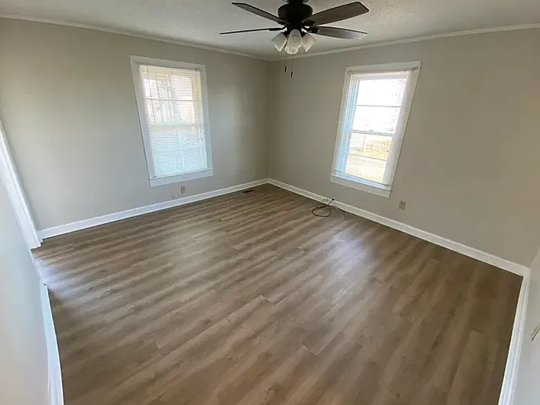 105 Lake Ave — Photo 1