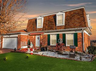 116 Ray Dr, Belle Vernon, PA 15012