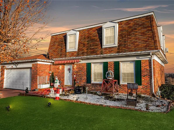 116 Ray Dr, Belle Vernon, PA 15012