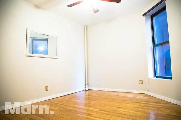 Rented by Mdrn Residential | media 11