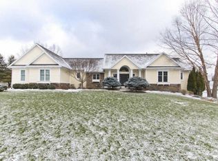 4435 Whitewood Farms Dr NE, Grand Rapids, MI 49525
