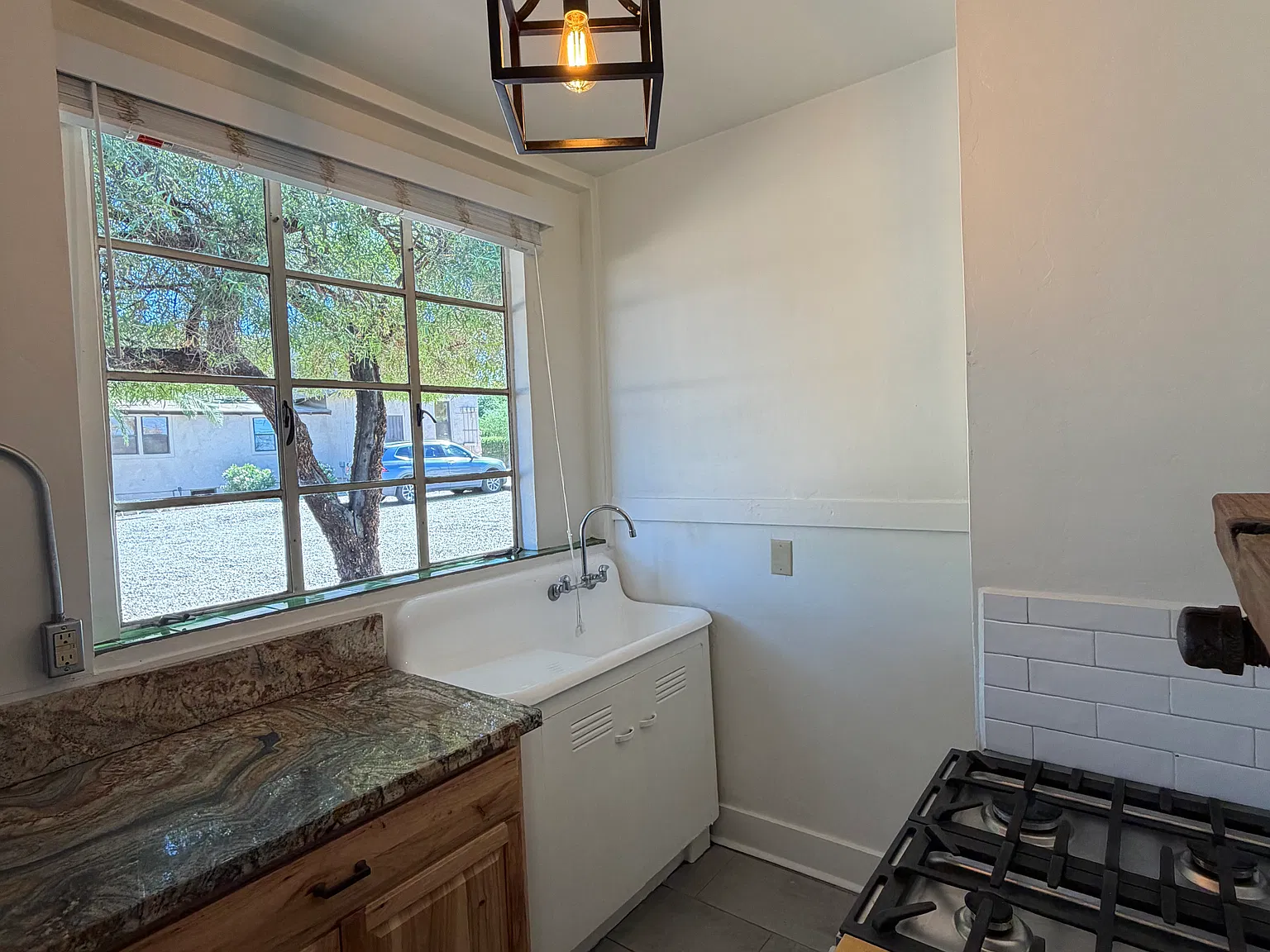1 bed, 440 sqft, $1,000 — Photo 4