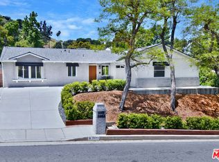 3483 Woodcliff Rd, Sherman Oaks, CA 91403