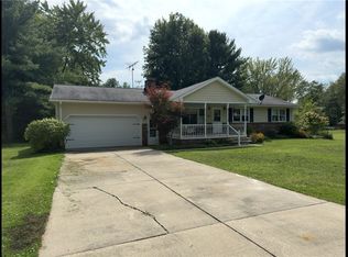 1080 Portage Easterly Rd, Cortland, OH 44410