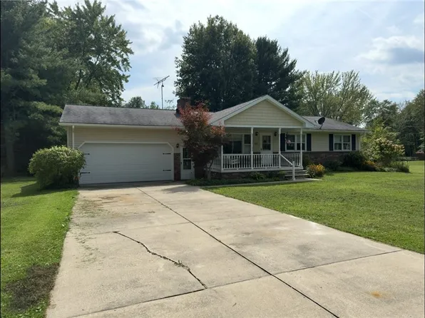 1080 Portage Easterly Rd, Cortland, OH 44410