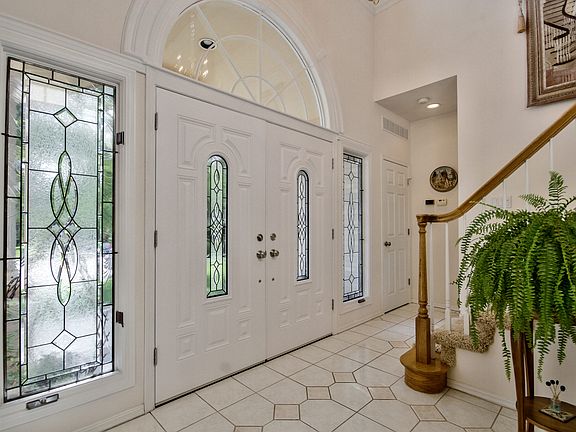 Entry Foyer