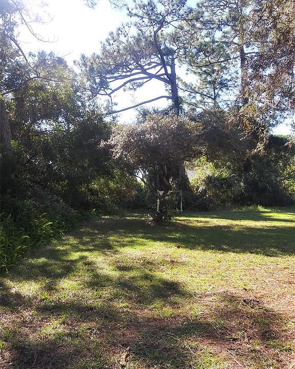 2nd image of 0 Victory Palm Dr