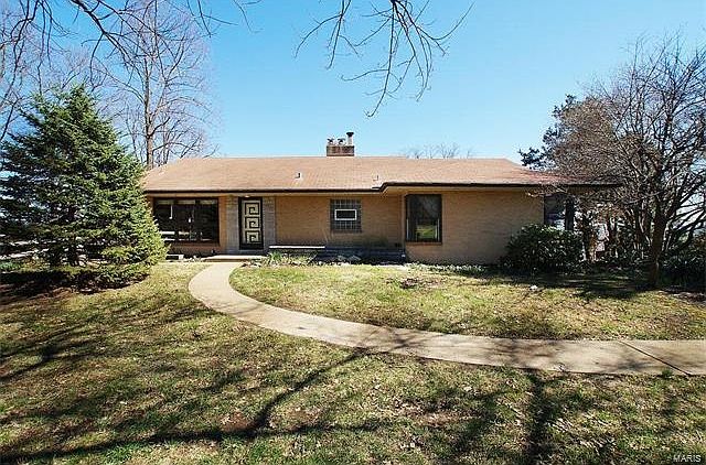 1st image of 6936 Christopher Dr