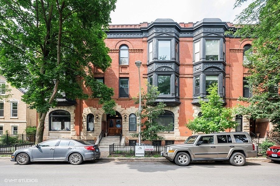 1st image of 840 W Wrightwood Ave #3