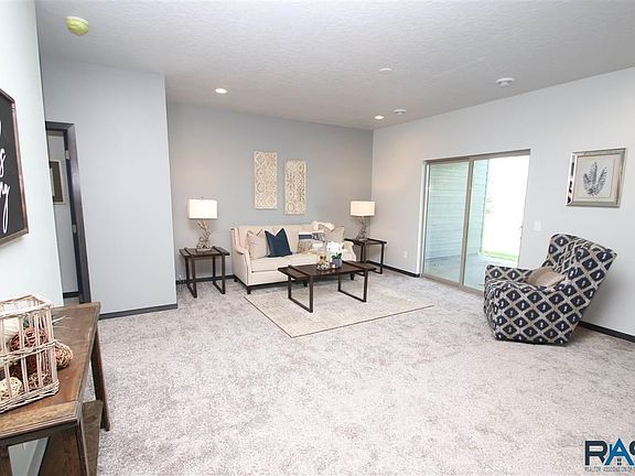 3rd image of 7571 S Grand Arbor Pl