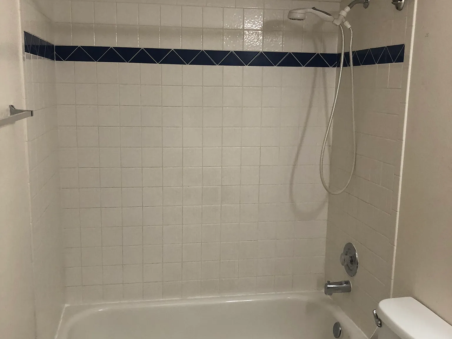 9300 Yvonne Marie Dr NW — Photo 2