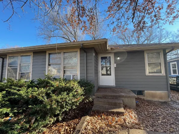 2304 S Broadview St, Wichita, KS 67218