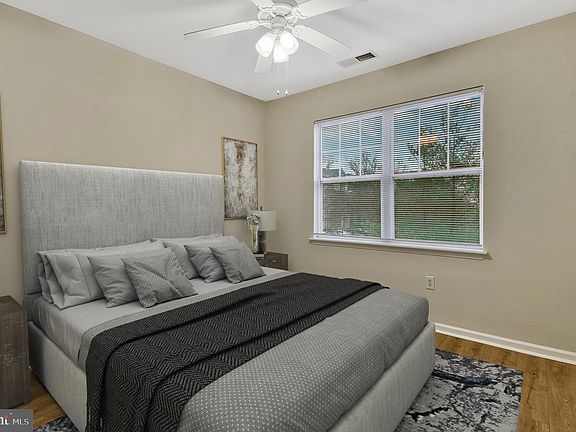 4th image of 12144 Garden Grove Cir Unit 204