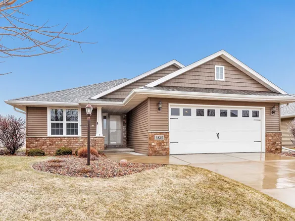 3825 Shore Crest Ln, Green Bay, WI 54311