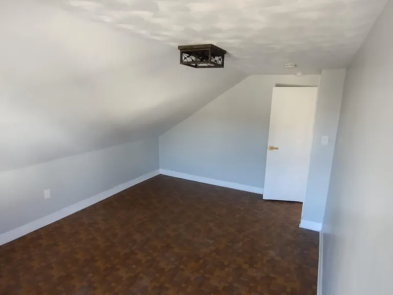 235 Pleasant St #3 — Photo 24