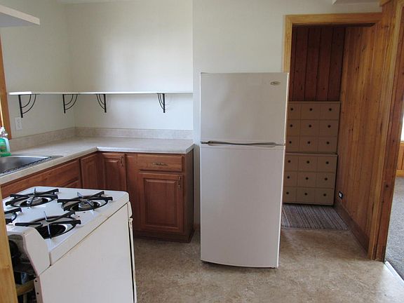 3rd image of 388 State St