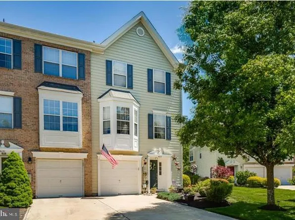 623 Barton Run Blvd, Marlton, NJ 08053