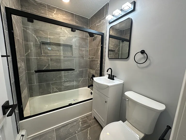 314 Oak St #7 — Photo 11