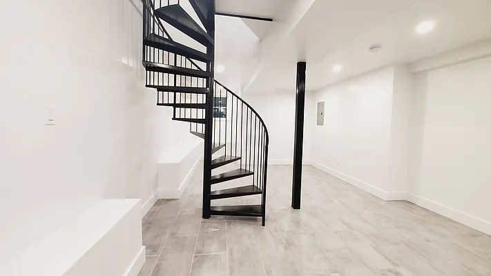 Rented by Corcoran | media 23