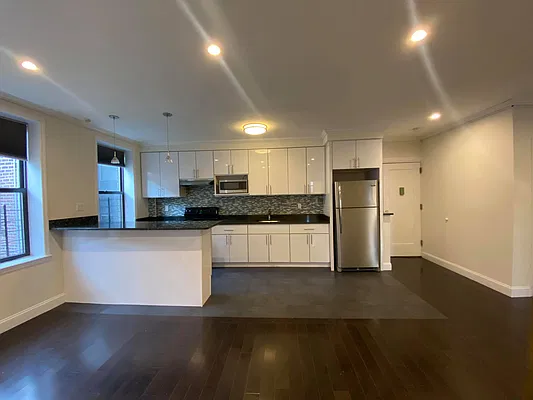 Rented by Oxford Property Group | media 5