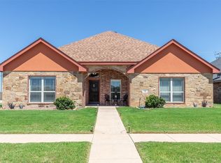 7201 McLeod Dr, Abilene, TX 79602