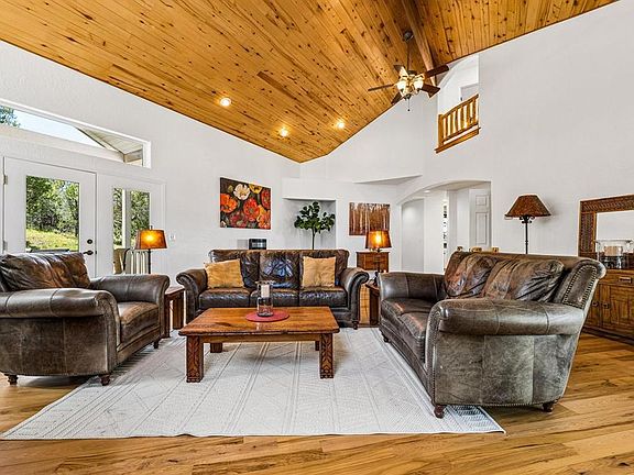 5th image of 249 Valle Escondido Drive