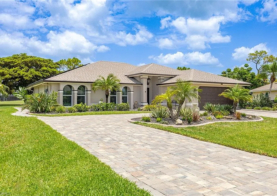 9962 Ortega Ln