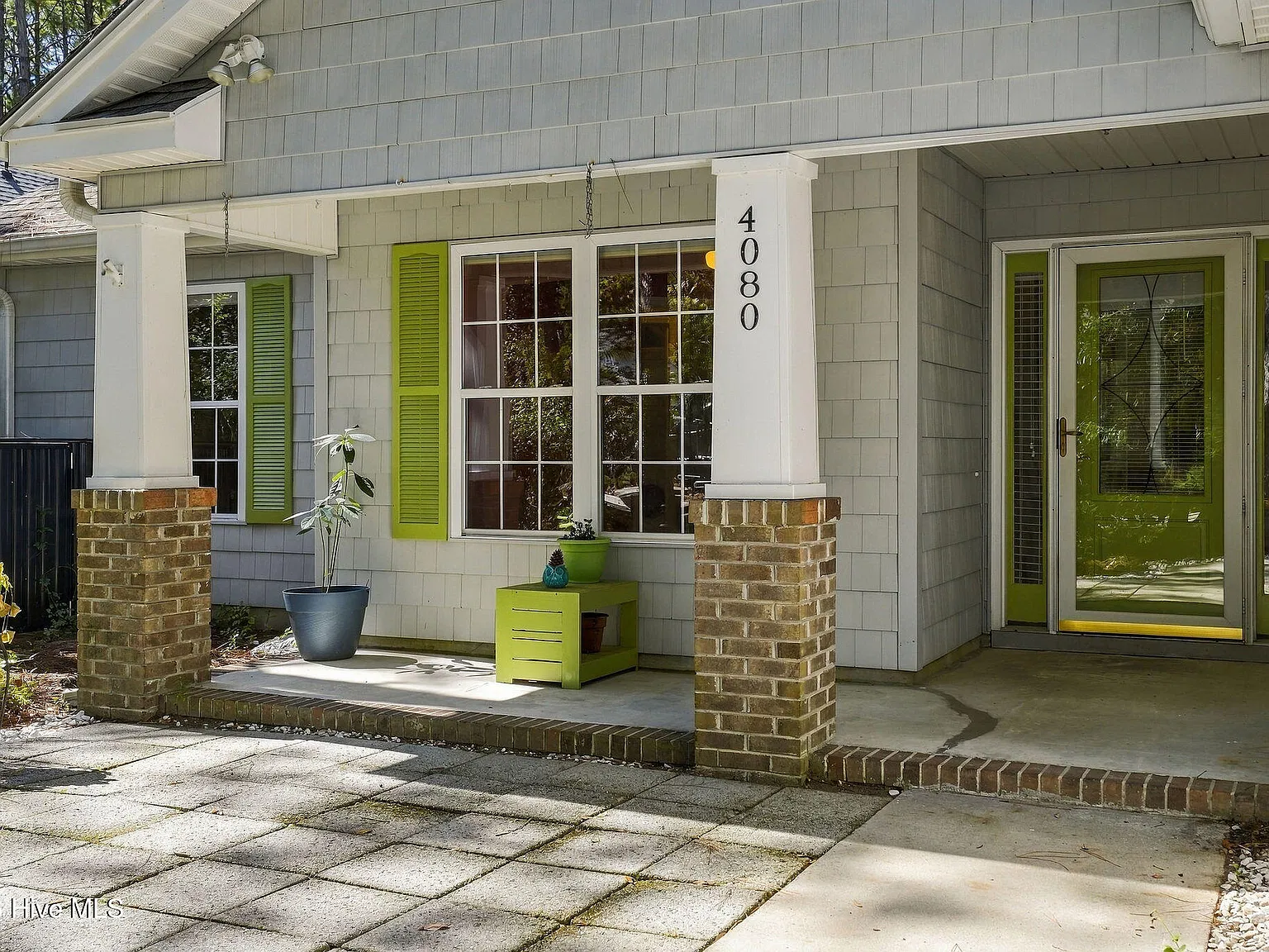 3 bed, 2.0 bath, 1412 sqft, $2,200 — Photo 4