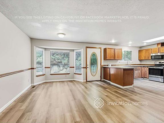5th image of 3308 Saint Andrews Ct NE