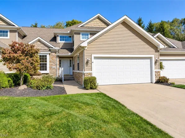 29433 Hummingbird Cir, Westlake, OH 44145