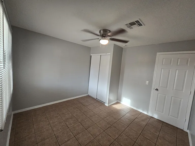 733 W 5th Ave #2 — Photo 10